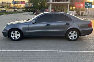 Седан Mercedes-Benz E-Class 2005 в 