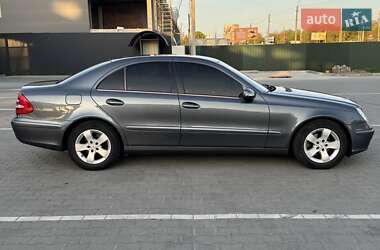Седан Mercedes-Benz E-Class 2005 в 