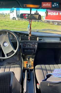 Седан Mercedes-Benz E-Class 1997 в 