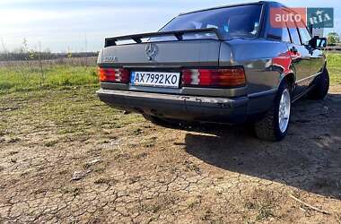 Седан Mercedes-Benz E-Class 1997 в 