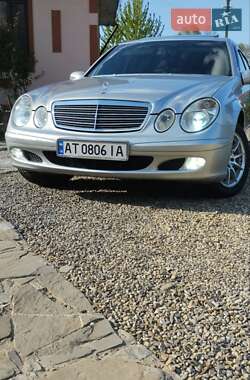 Седан Mercedes-Benz E-Class 2003 в Рожнові