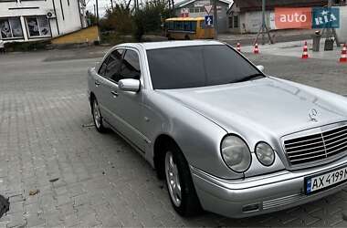 Седан Mercedes-Benz E-Class 1999 в Ладижині