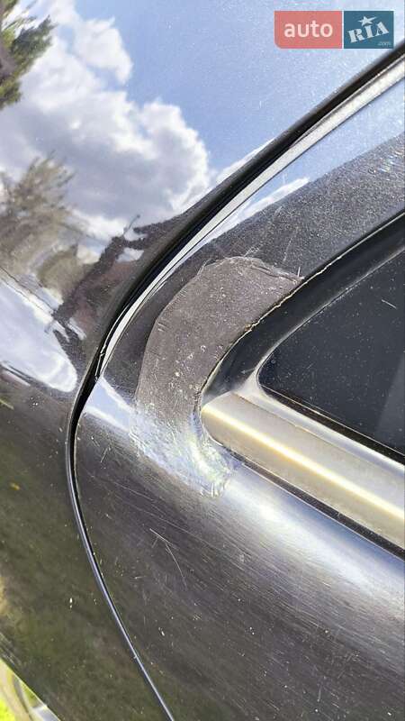 Седан Mercedes-Benz E-Class 2001 в Бориславе