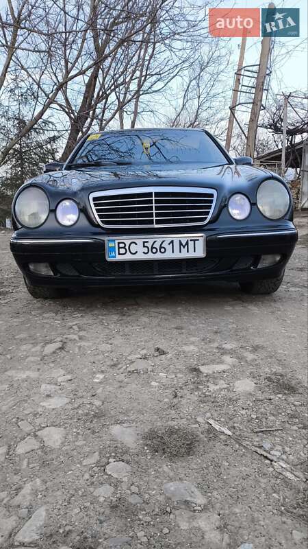 Седан Mercedes-Benz E-Class 2001 в Бориславе