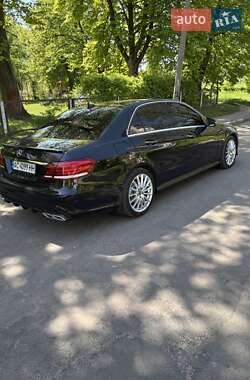 Седан Mercedes-Benz E-Class 2015 в 