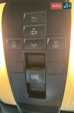 Седан Mercedes-Benz E-Class 2015 в 