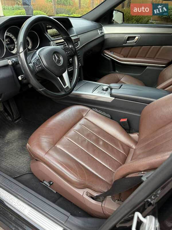 Седан Mercedes-Benz E-Class 2013 в Львове