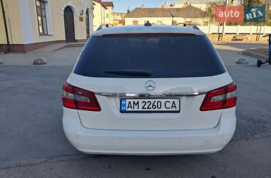 Универсал Mercedes-Benz E-Class 2011 в 