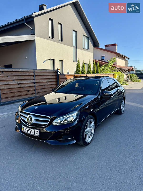 Седан Mercedes-Benz E-Class 2013 в 