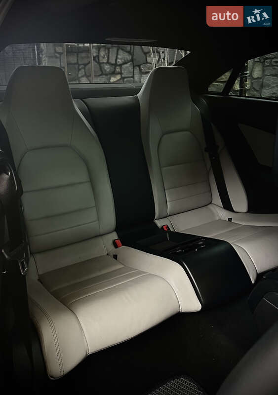 Купе Mercedes-Benz E-Class 2011 в Львові