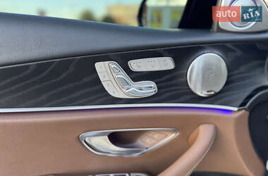Седан Mercedes-Benz E-Class 2016 в 