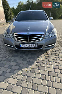 Седан Mercedes-Benz E-Class 2011 в 