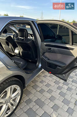 Седан Mercedes-Benz E-Class 2011 в 