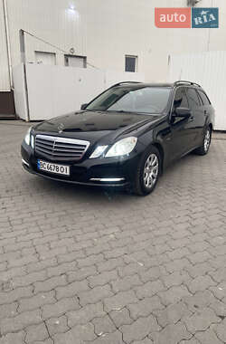 Универсал Mercedes-Benz E-Class 2010 в Львове