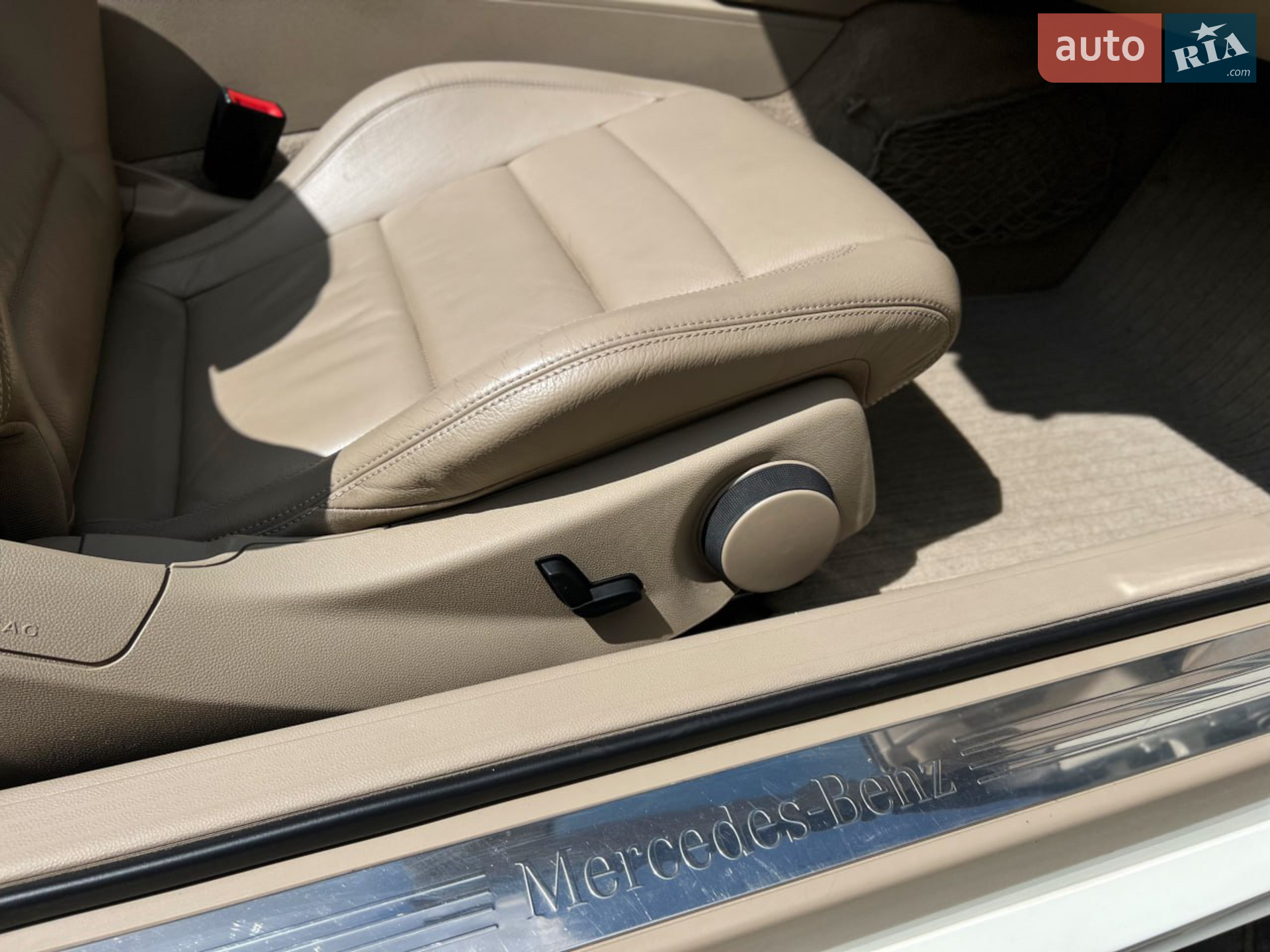2011 Mercedes-Benz E-klasse - мініатюра 24