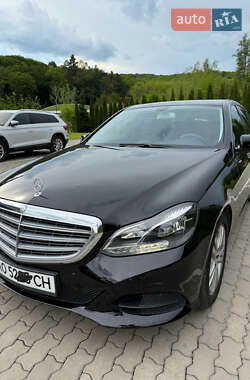 Седан Mercedes-Benz E-Class 2015 в Іршаві