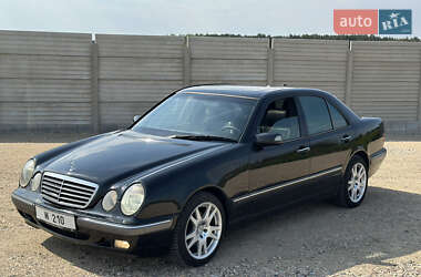 Седан Mercedes-Benz E-Class 2002 в 