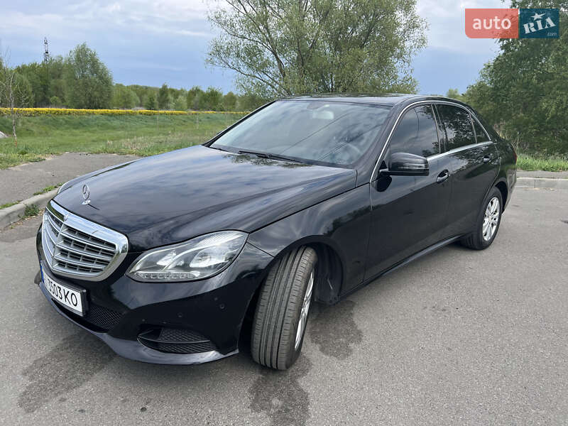 Седан Mercedes-Benz E-Class 2014 в Буче