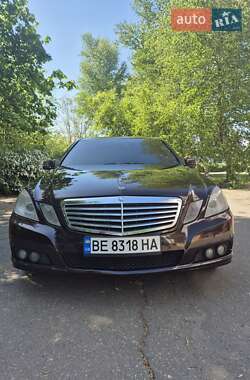 Седан Mercedes-Benz E-Class 2009 в Южноукраинске