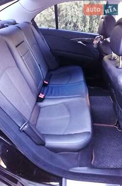 Седан Mercedes-Benz E-Class 2008 в 