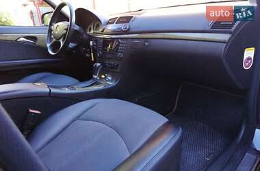 Седан Mercedes-Benz E-Class 2008 в 