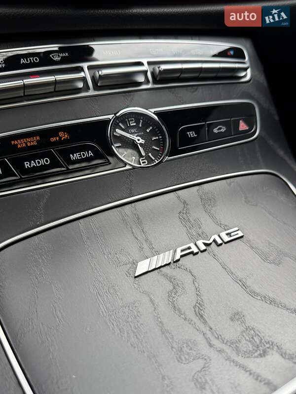 Седан Mercedes-Benz E-Class 2019 в Киеве
