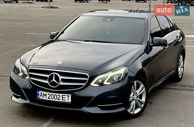 Седан Mercedes-Benz E-Class 2013 в Львове