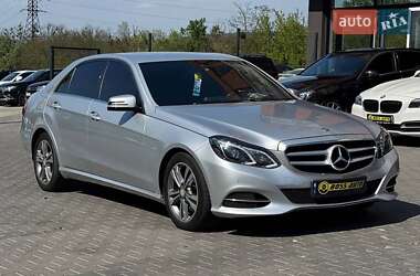 Седан Mercedes-Benz E-Class 2015 в Чернівцях