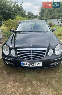 Седан Mercedes-Benz E-Class 2007 в Киеве