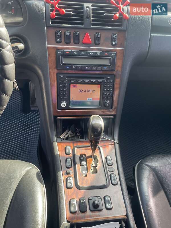 Седан Mercedes-Benz E-Class 2001 в Арцизові
