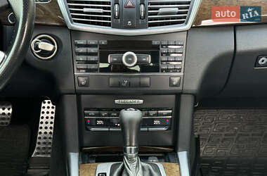 Седан Mercedes-Benz E-Class 2010 в 