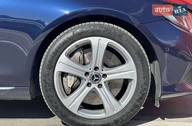 Седан Mercedes-Benz E-Class 2017 в 