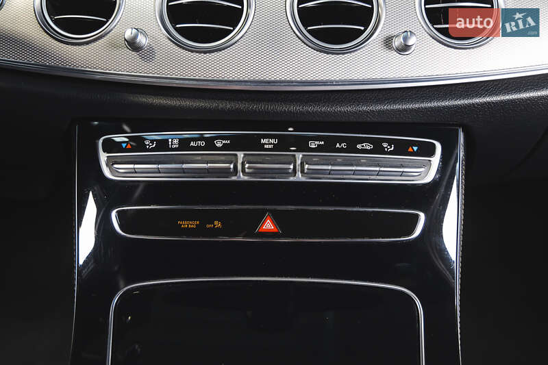 Седан Mercedes-Benz E-Class 2017 в Луцьку