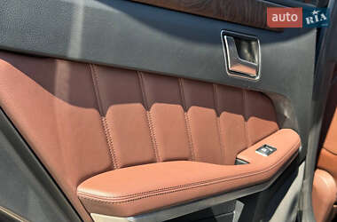 Седан Mercedes-Benz E-Class 2015 в 