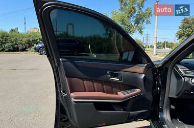 Седан Mercedes-Benz E-Class 2015 в 