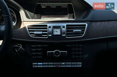 Седан Mercedes-Benz E-Class 2015 в 