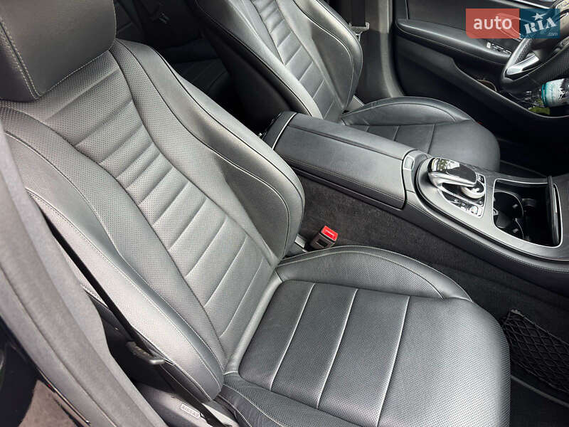 Седан Mercedes-Benz E-Class 2017 в Львове