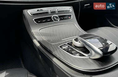 Седан Mercedes-Benz E-Class 2019 в 