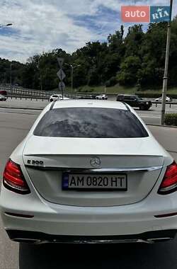 Седан Mercedes-Benz E-Class 2019 в 