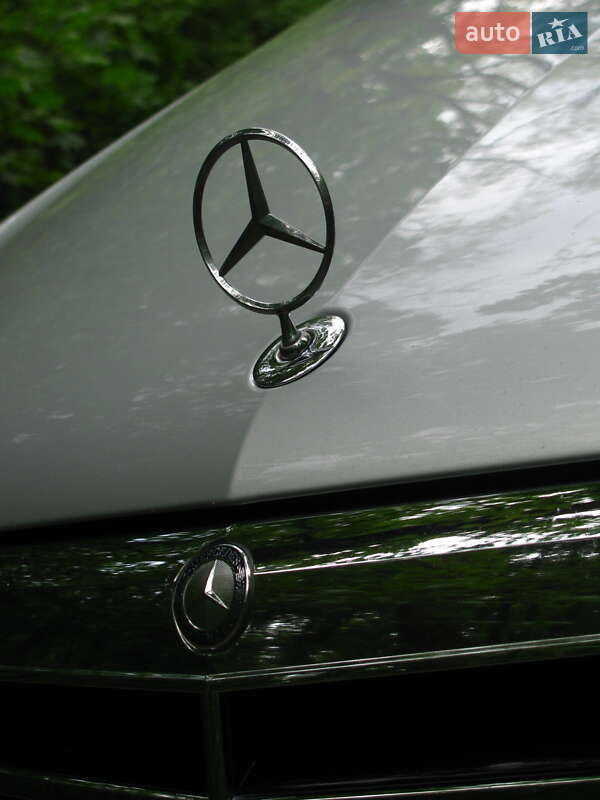 Седан Mercedes-Benz E-Class 2011 в Харькове