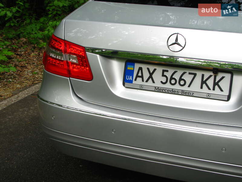 Седан Mercedes-Benz E-Class 2011 в Харькове