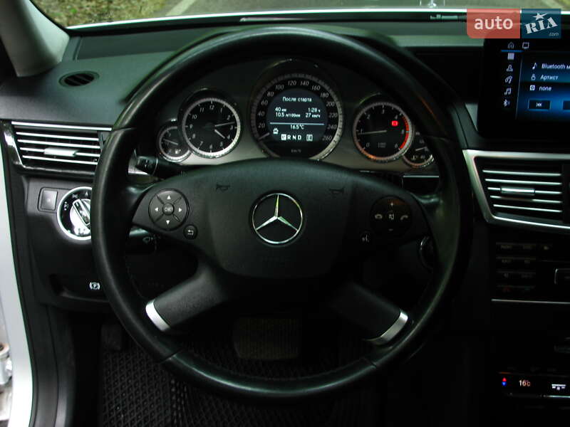 Седан Mercedes-Benz E-Class 2011 в Харькове