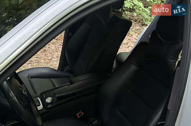Седан Mercedes-Benz E-Class 2011 в 