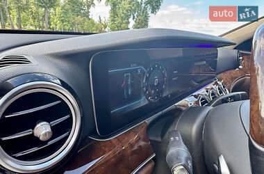 Седан Mercedes-Benz E-Class 2016 в 