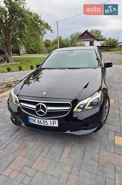 Седан Mercedes-Benz E-Class 2010 в 