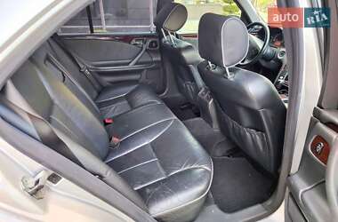 Седан Mercedes-Benz E-Class 2000 в 