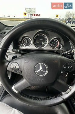 Седан Mercedes-Benz E-Class 2010 в 