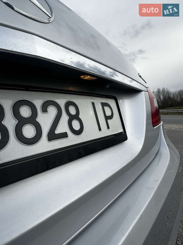 Седан Mercedes-Benz E-Class 2010 в Бучачі