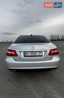 Седан Mercedes-Benz E-Class 2010 в 
