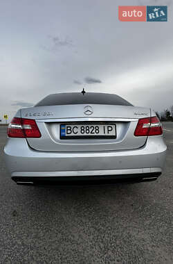 Седан Mercedes-Benz E-Class 2010 в 